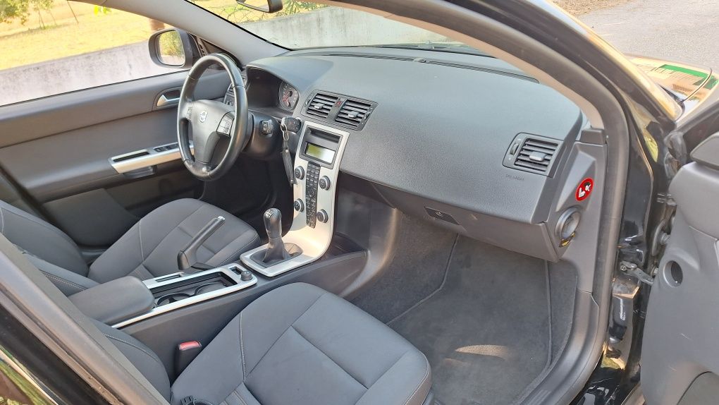 Volvo v50  diesel