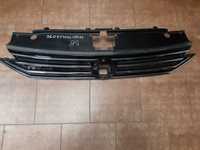 VW Passat B8 R-line Lift atrapa grill