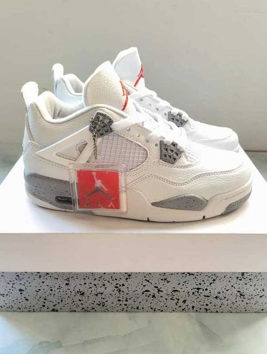 Buty damskie Trampk Jordan 4 Retro White Oreo R.40