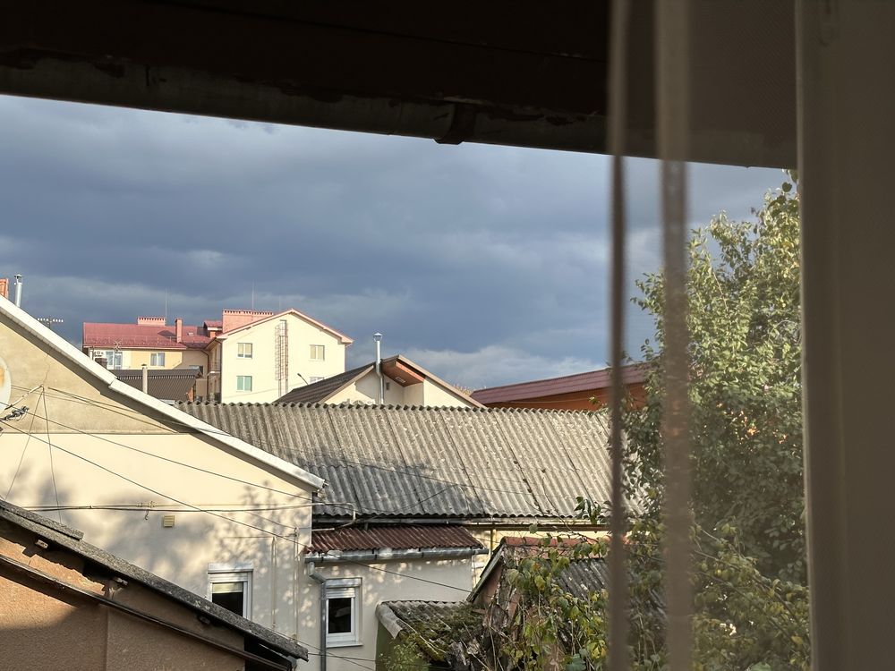 «Світло семи днів» — кв.-студія в центрі міста