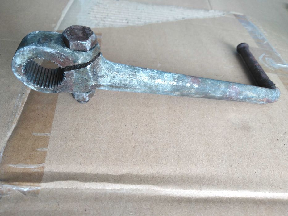 wsk głowica dekiel wfm kopniak   romet polo m760 blacha siedzenia