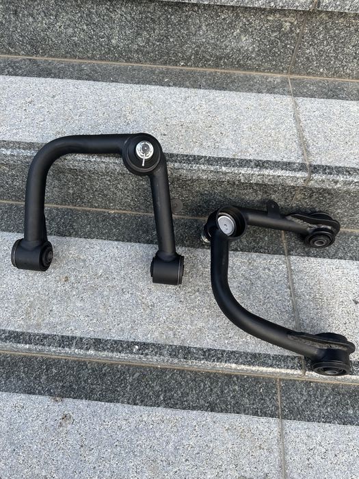 Усилені ричаги Toyota fj cruiser, 4Runner, Prado