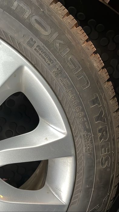 Range Rover 20” Koła z oponami zimowymi Nokian
