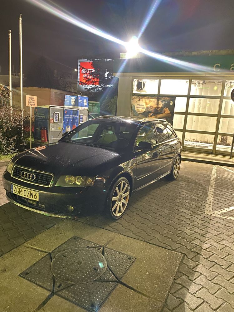 Audi a4b6 avant s-line