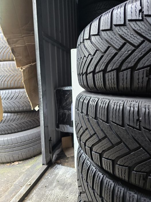 Sprzedam 4 opony 205/55 16" Michelin zimowe 90%