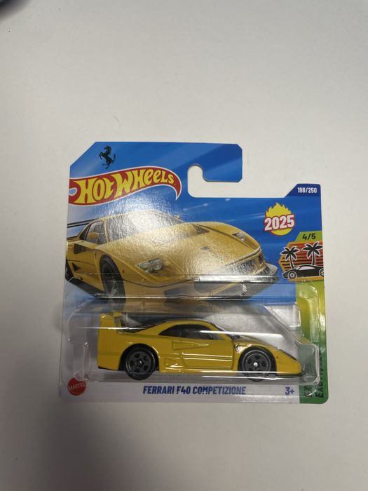 Hot Wheels Ferrari F40 Competizione żółty