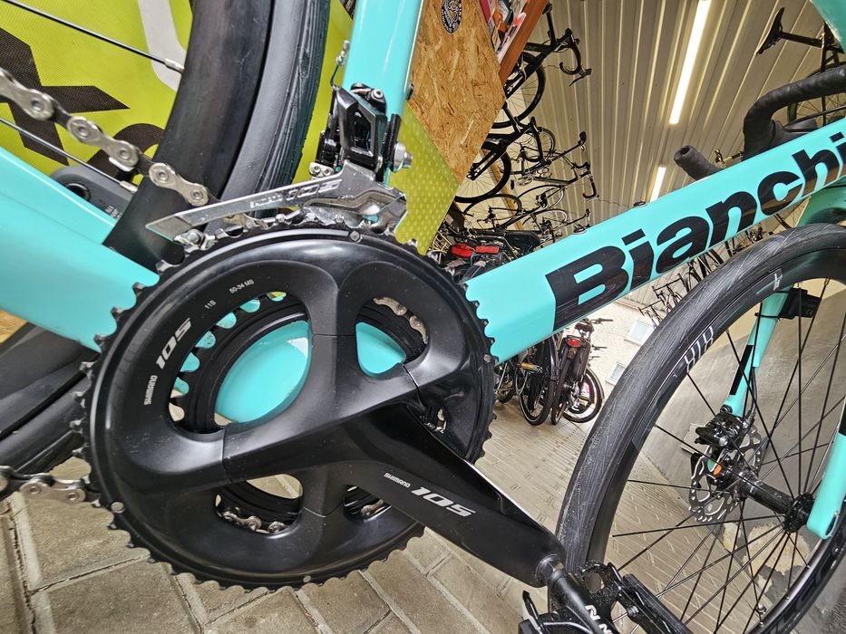 BIANCHI INFINITO XE Celesta rower szosowy Shimano 105 Disc rama 55