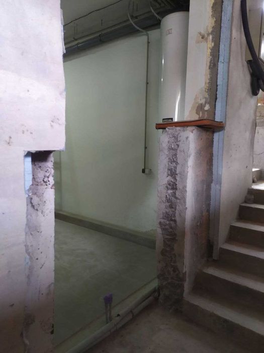 Демонтаж стен, стяжки, плитки. Резка бетона. Вывоз строймусора.