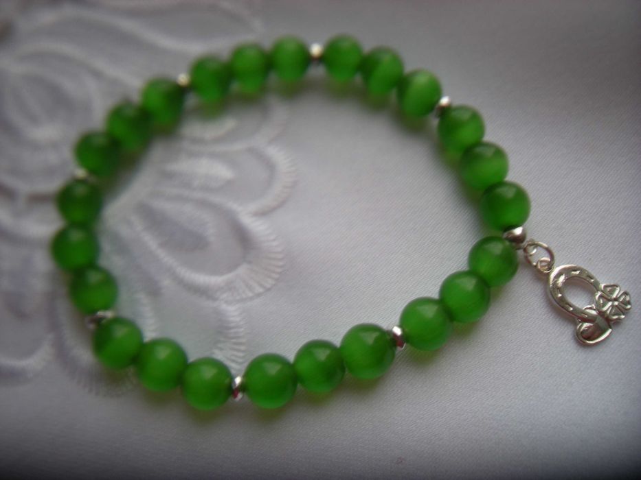 bransoletka 18cm zielone kocie oko i srebrna podkówka