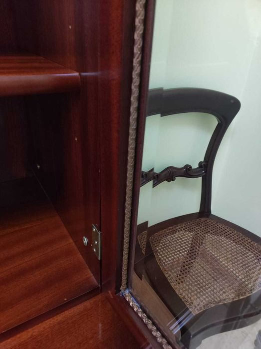 Movél Louceiro em Mogno com vidros biselados