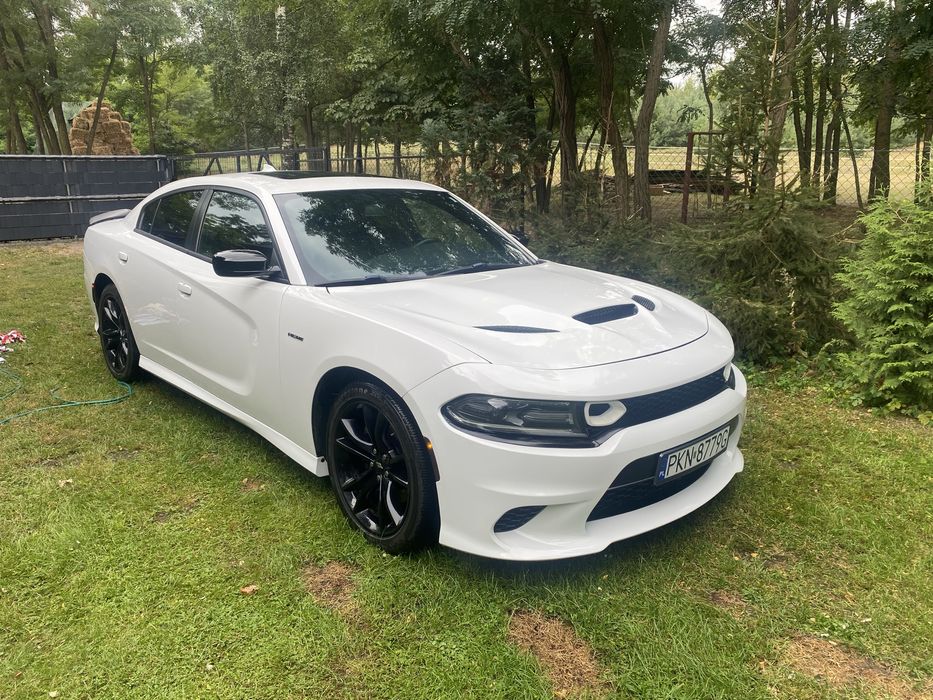 Na sprzedaż: Dodge Charger R/T 2018 – 5.7 HEMI – Black Top - 119 000zł