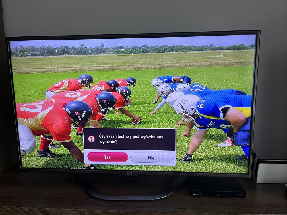Telewizor LG 47 cali LED smart tv stan bdb