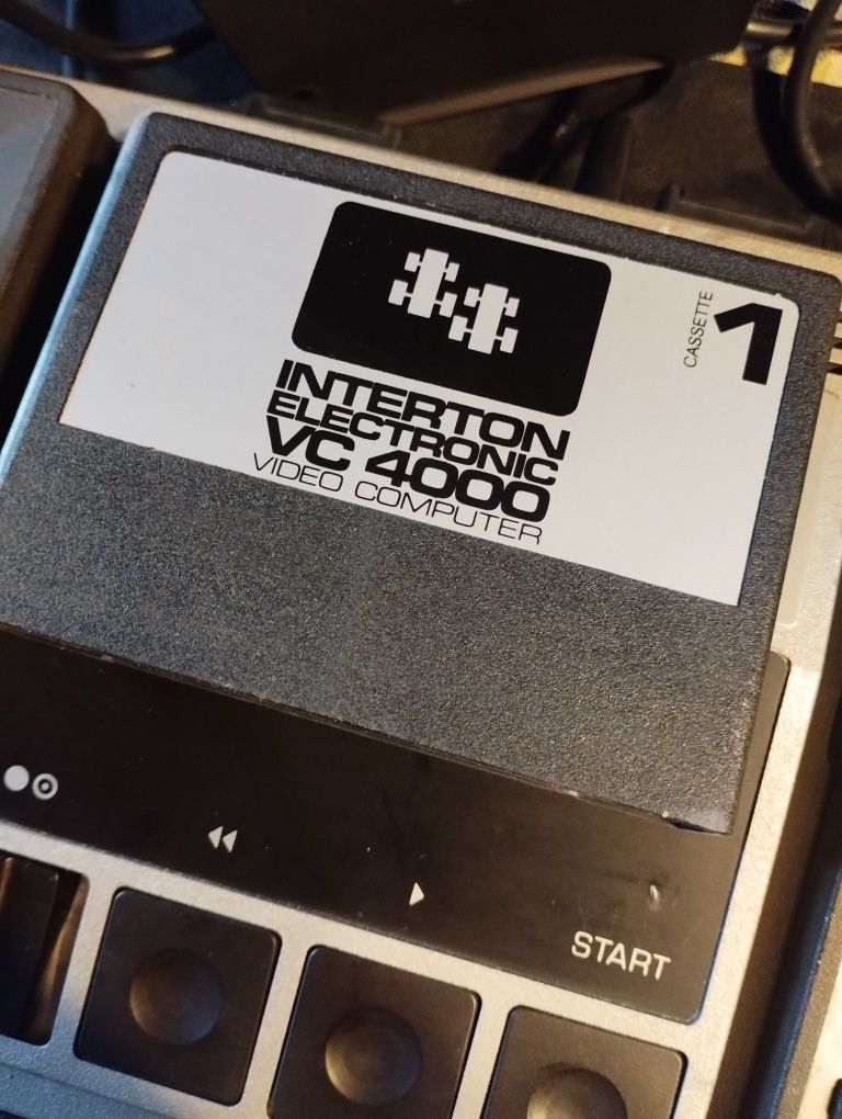 Gra telewizyjna Grundig super play computer 4000