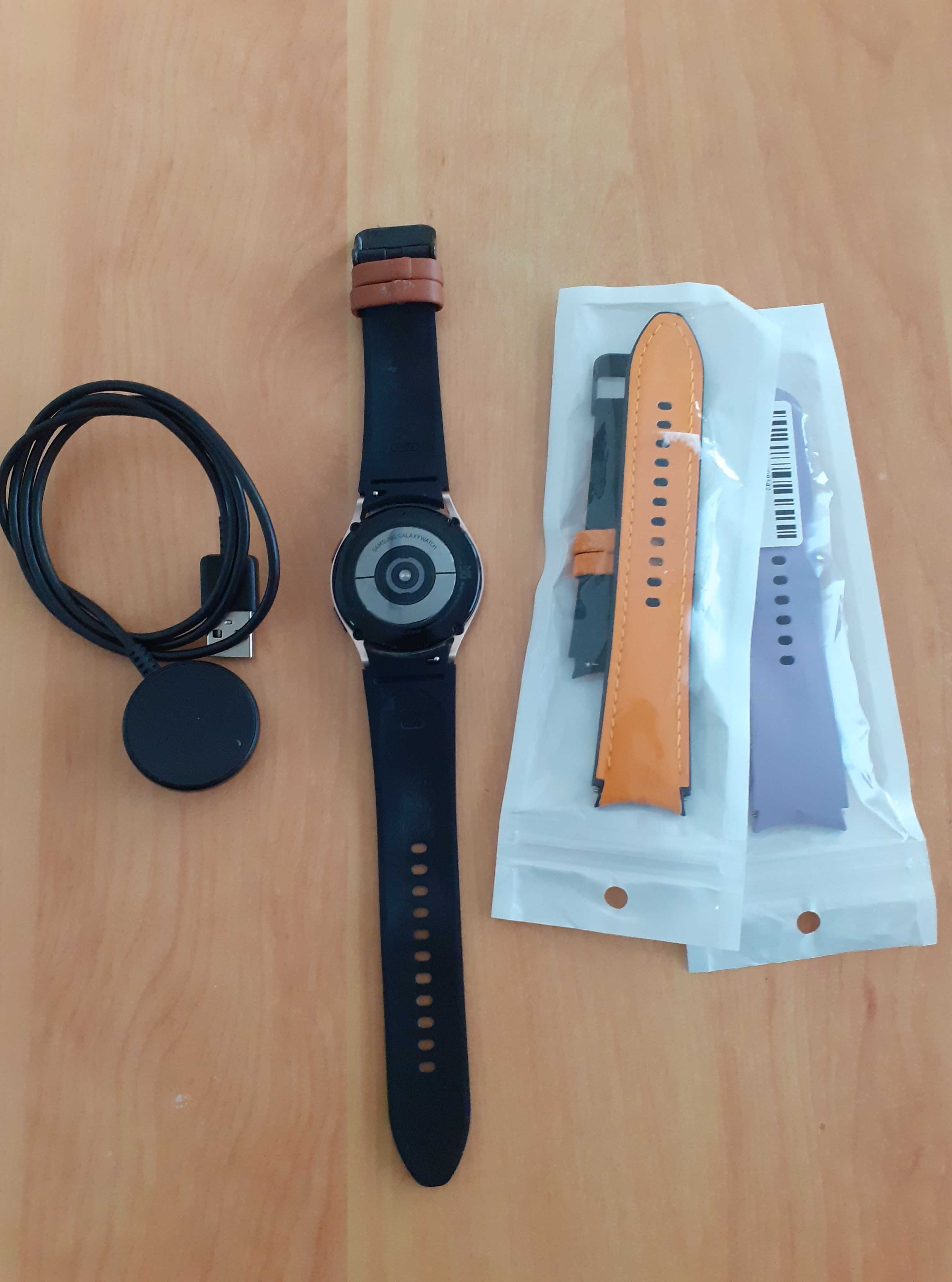 Samsung Galaxy Watch 4