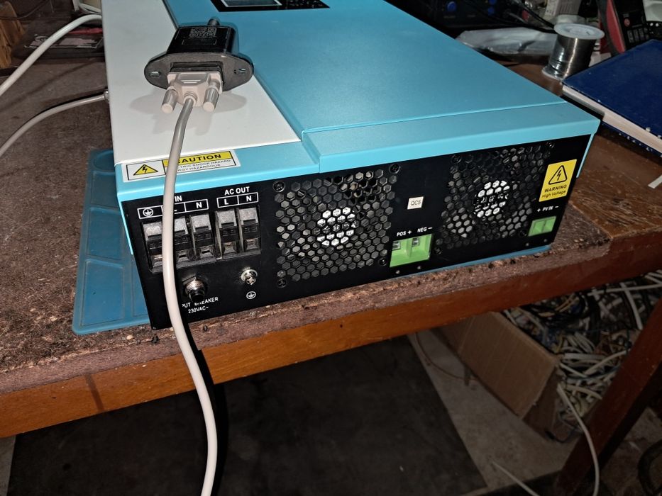 Продам инвертор гибридный однофазный б/у Mps-V Plus 5,5kW