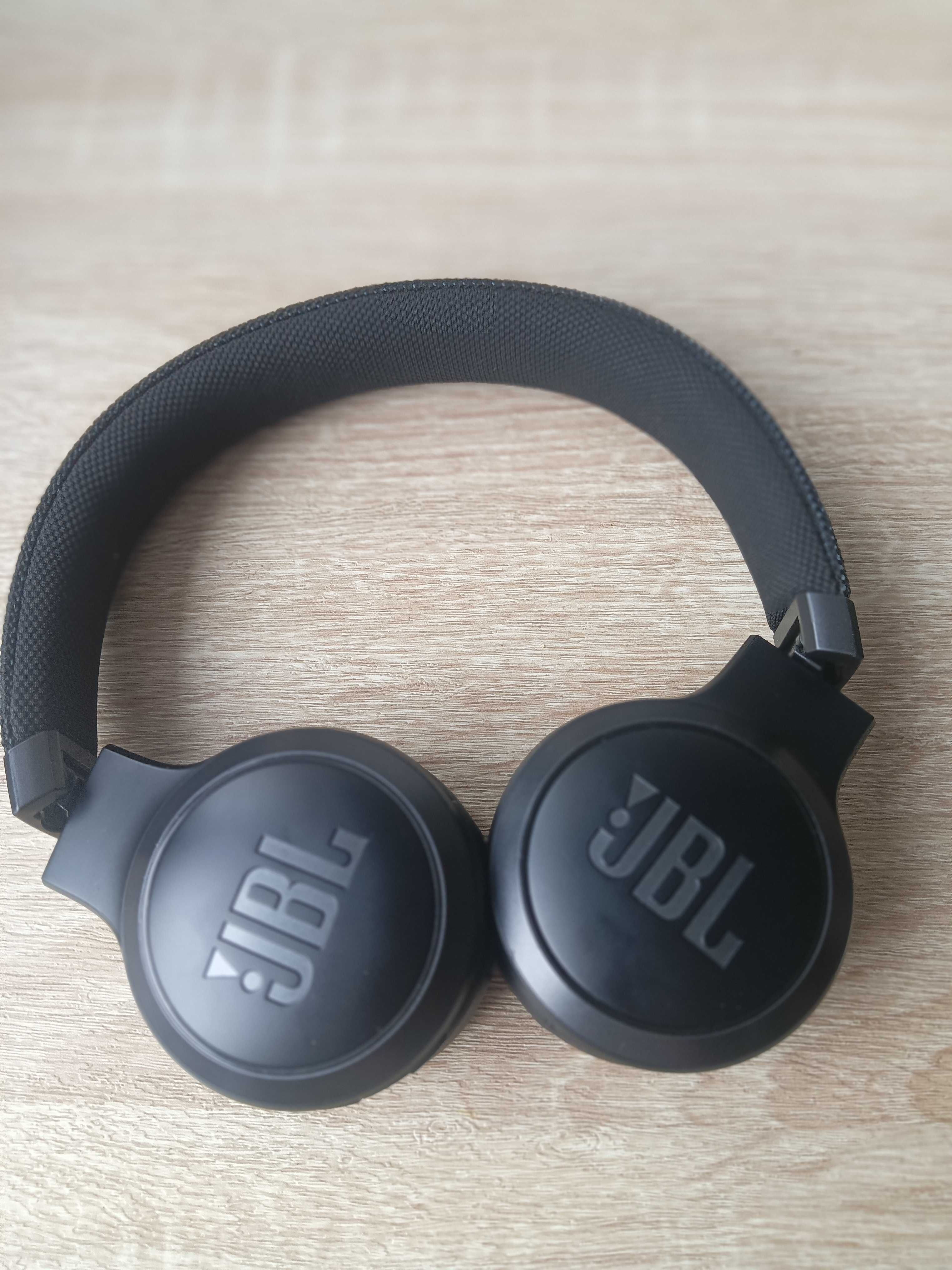 Słuchawki bezprzewodowe JBL Live 460NC