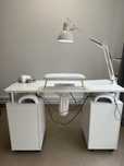biurko do manicure kosmetyczne