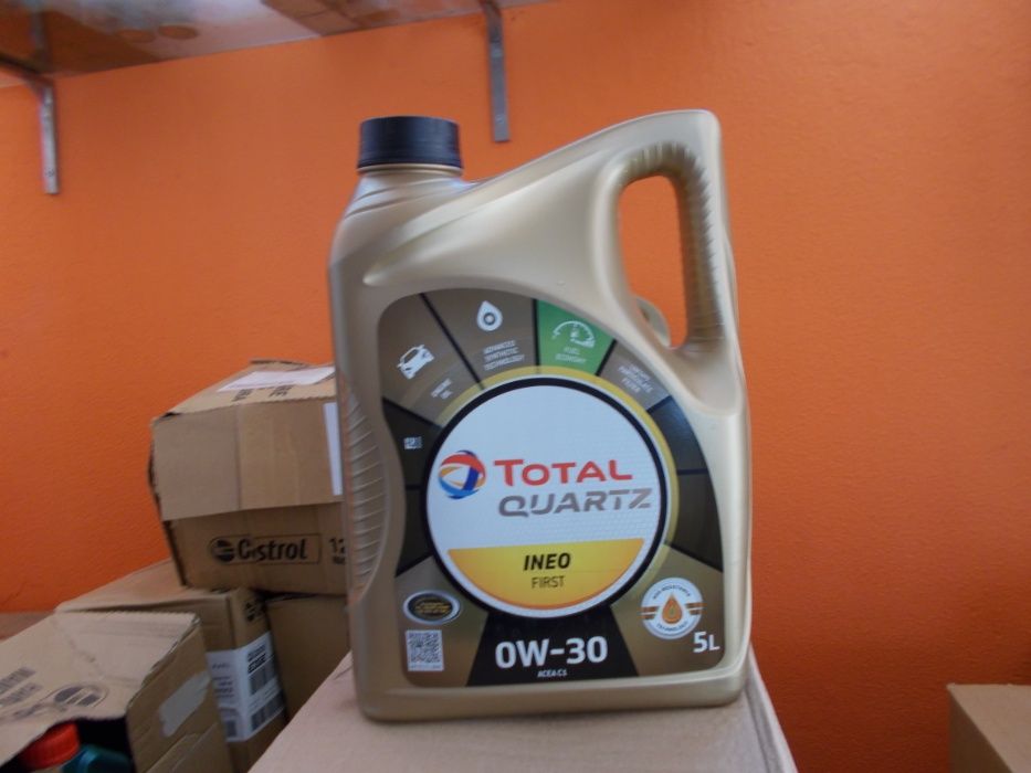 TOTAL Quartz Ineo First 0W-30 ( 5 Lts )