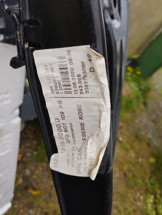 Seat Leon III belka wzmocnienie zderzaka przód nowe