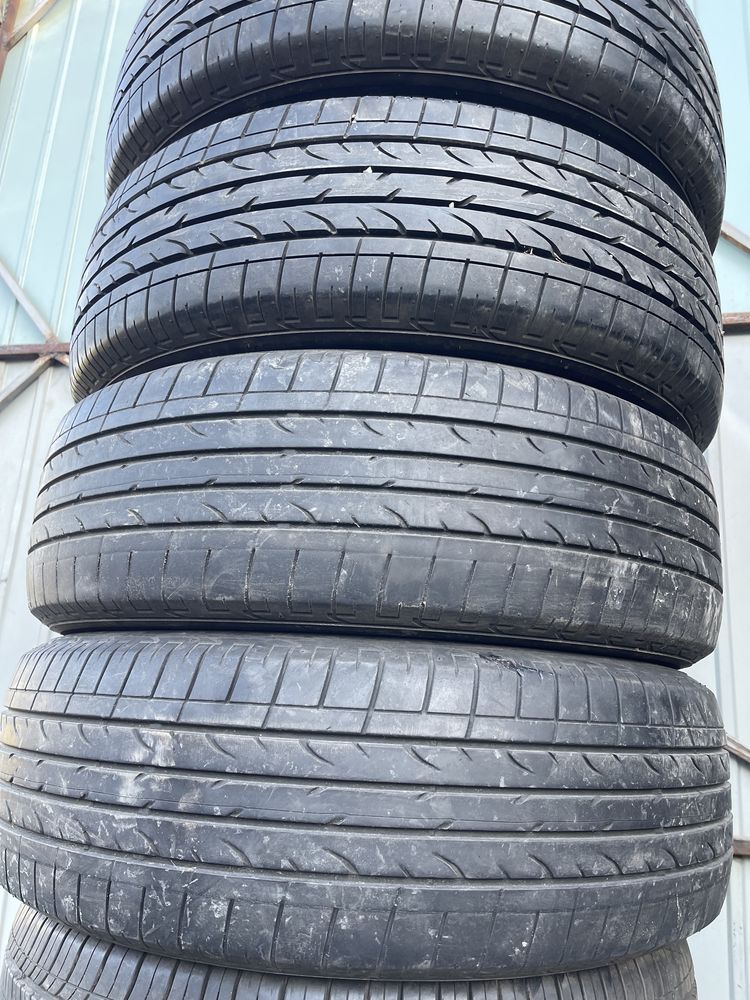 235/65R18 Bridgestone-4шт