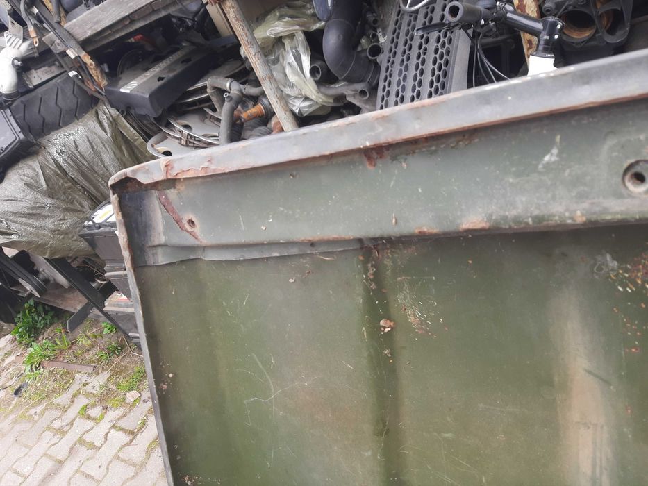 Sprzedam Mercedes G Klasa 460 461 Wolf Maska