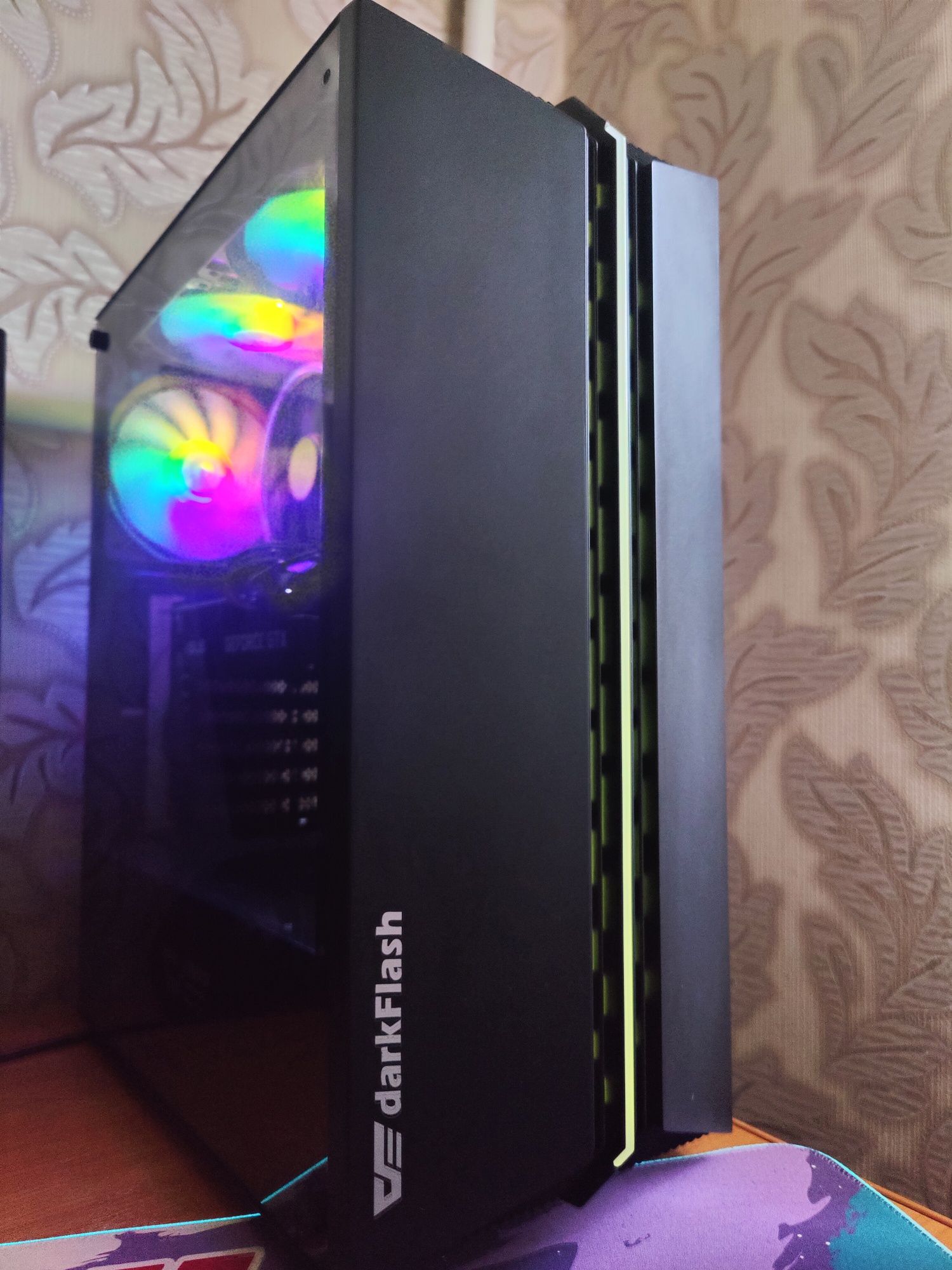 Игровой ПК DARK FLASH/i5-9400/ GTX 1650 gddr6/UZU 16 / SSD+HDD