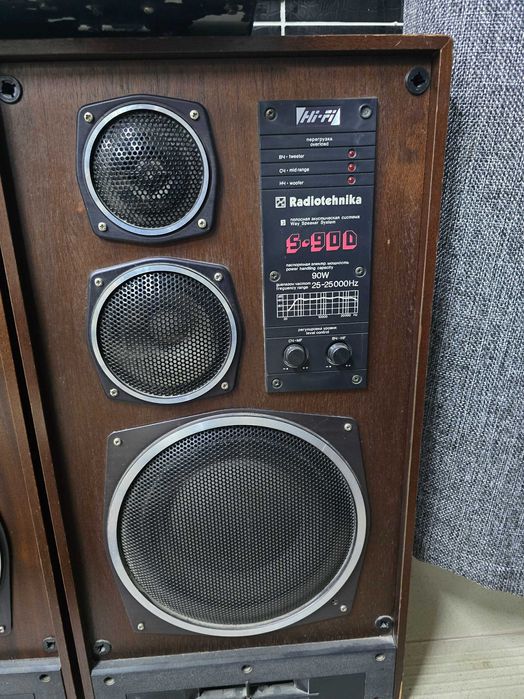 усилитель Бриг-001 и колонки Radiotehnica S90D супер состояние