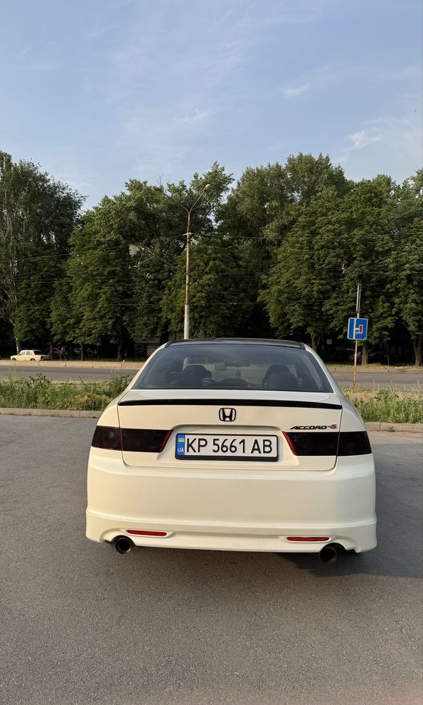 Honda accord 7 type s