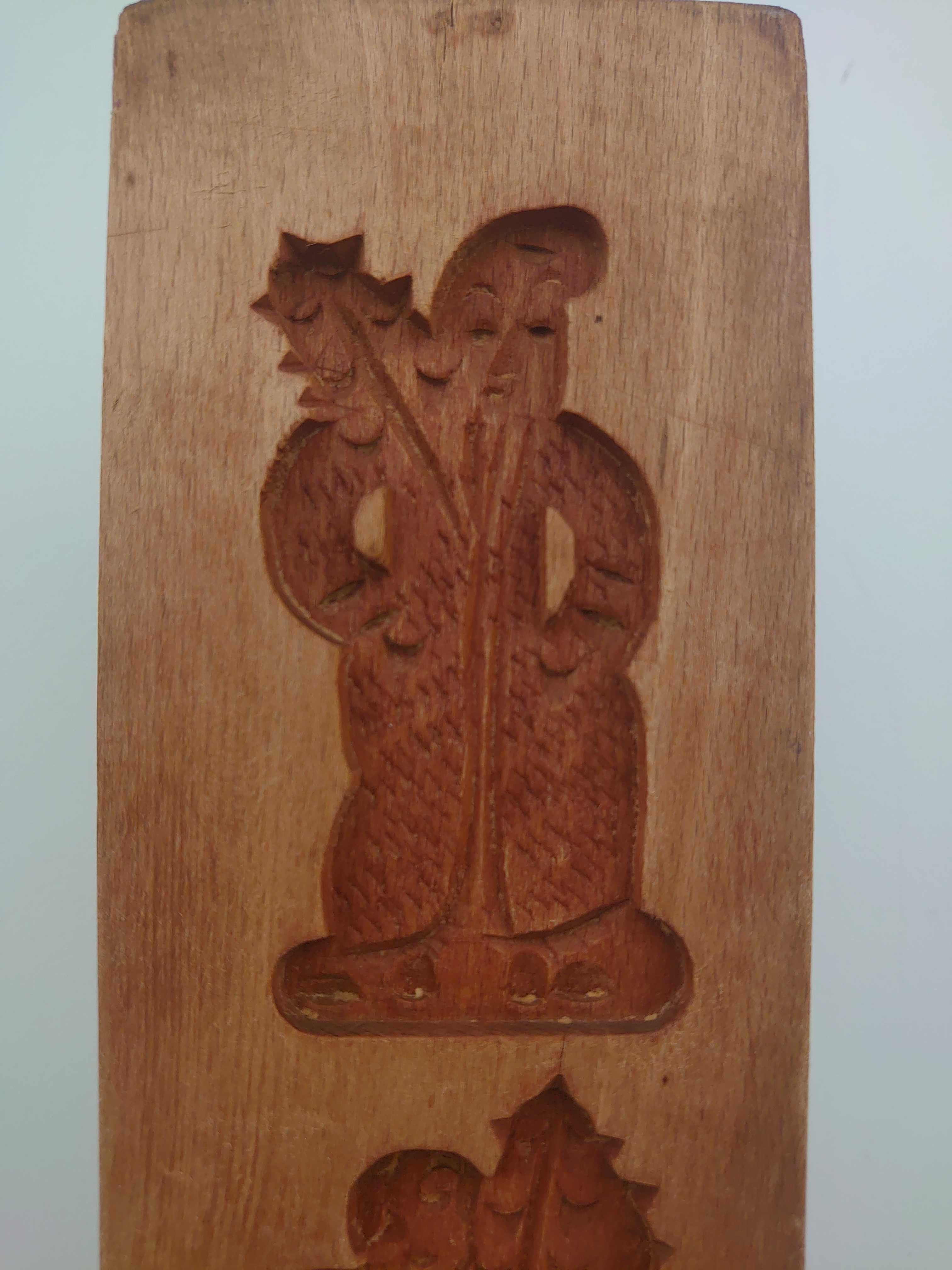 Forma drewniana do ciastek - kobieta i mężczyzna z plonami, winogron