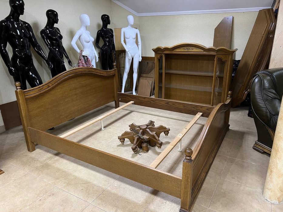 Меблі дубові з НІмеччини