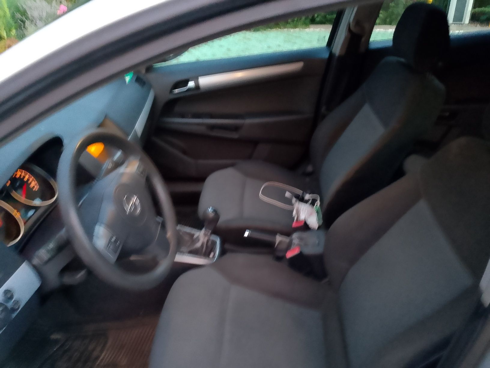 Bdb stan tech Oplaty na rok bez wkładu Opel astra 1.7