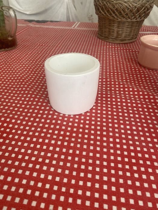 Vasos pequenos, em cerâmica, tamanhos variados