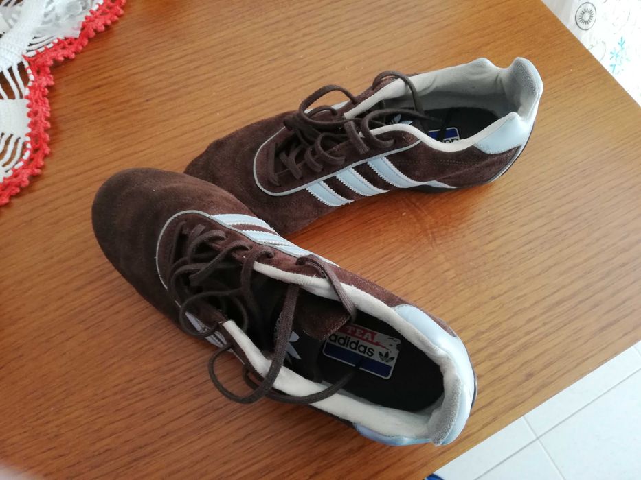 Sapatilhas adidas como novas