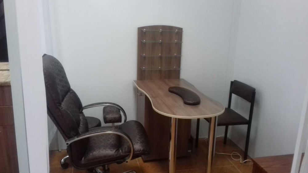 Сдам помещение  на жм Коммунар