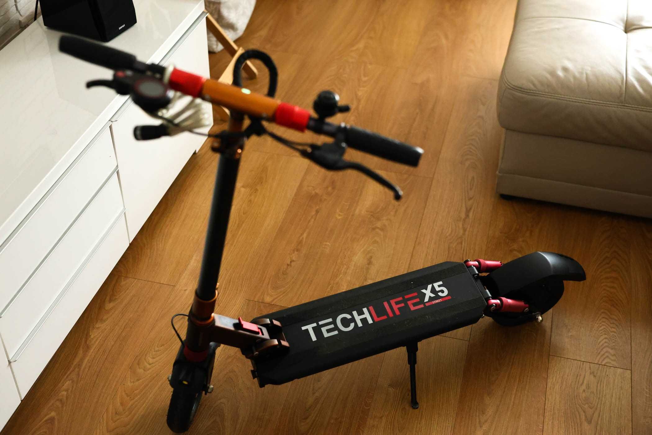 Techlife X5 – solidna hulajnoga elektryczna, idealna do miasta!
