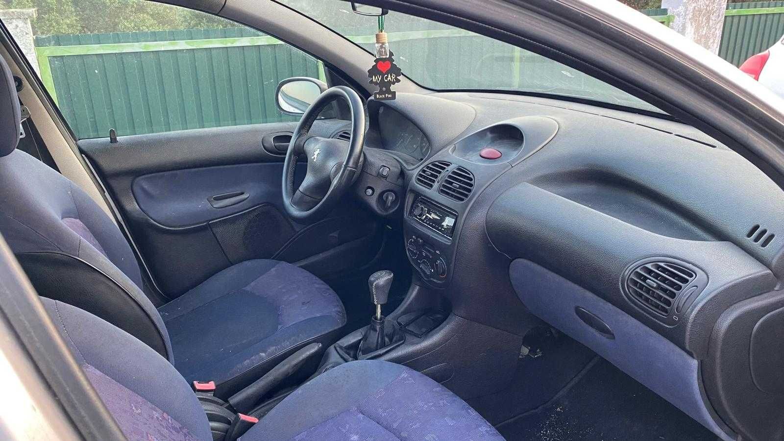 Peugeot 206 1.9 D de 1999 Para Peças REF Motor - WJY; WJZ
