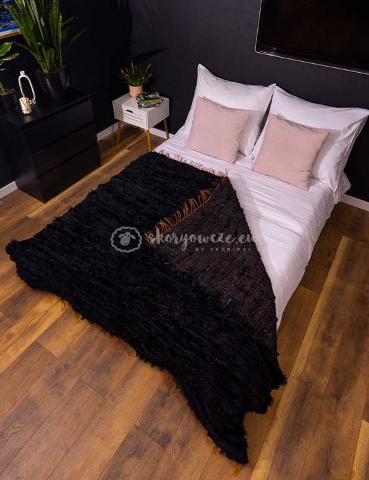 Dywan /narzuta ze skór owczych tkana ręcznie 160x200 cm