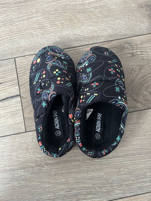 Kapcie chłopięce r 32 Action Boy