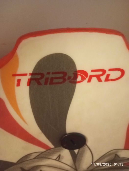 25 Vendo prancha tribord boa muito barata