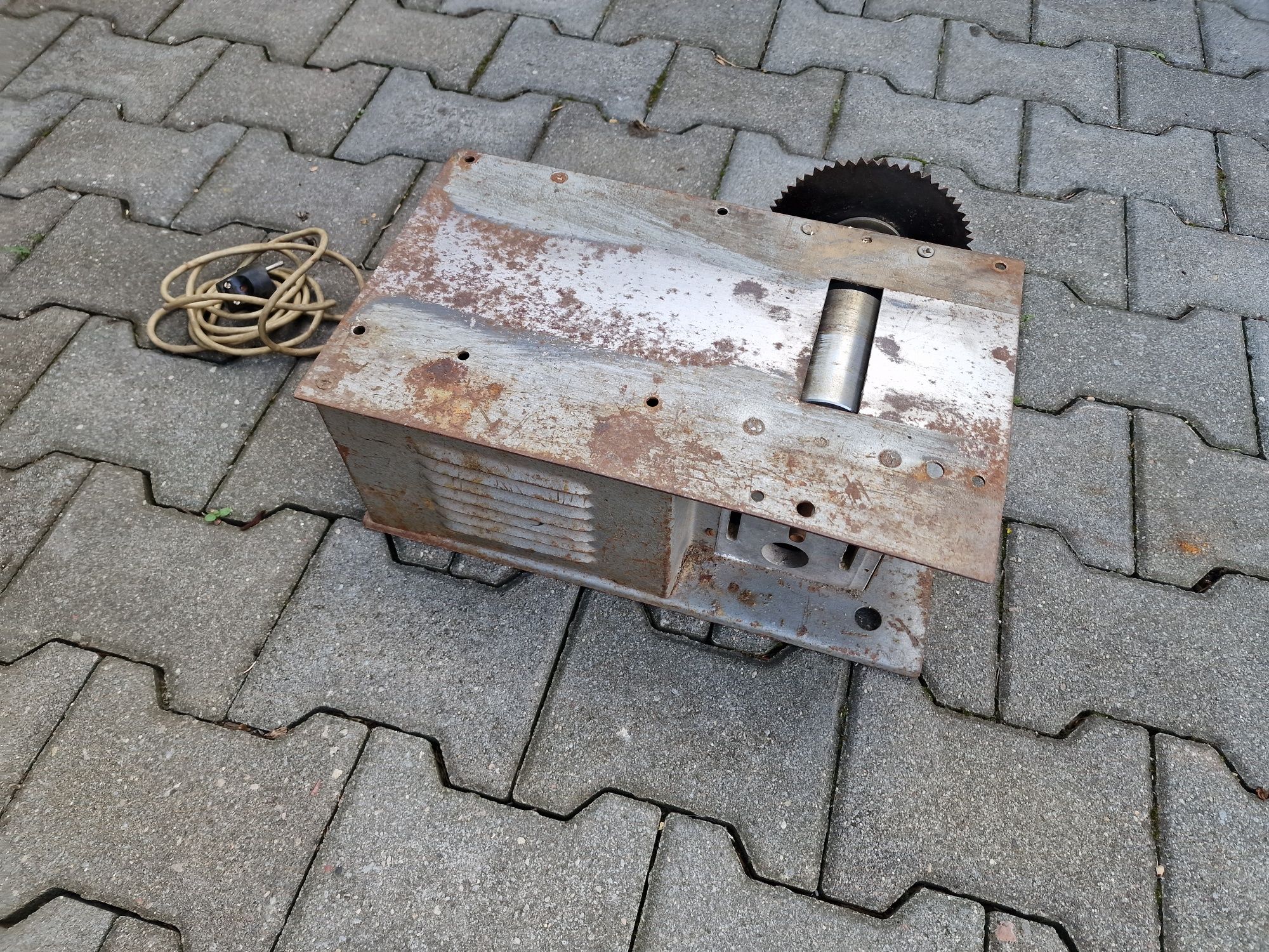 Pilarko heblarka wyrówniarka CCCP ubdn-1