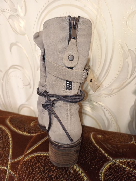 Полусапожки женские осенние замшевые  размер 38