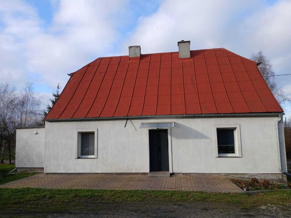 Dom na wsi z dużą działką