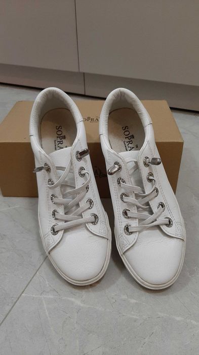 Кеди дівчачі/жіночі