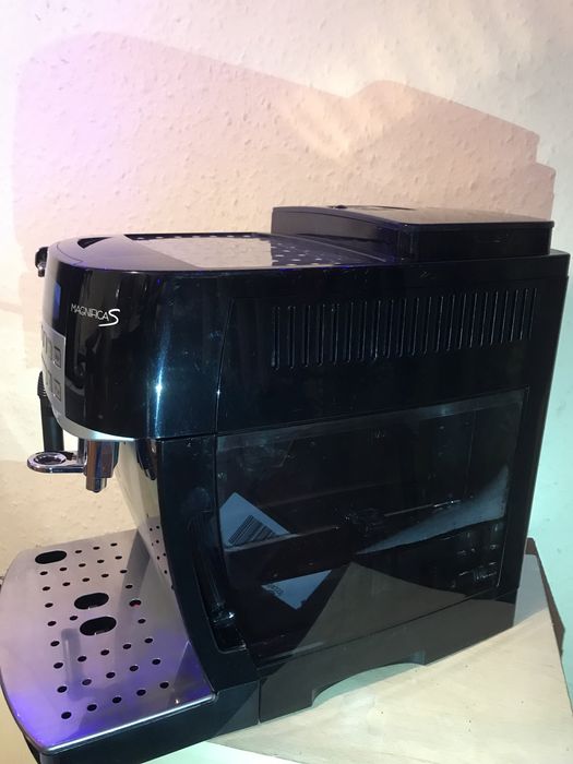 Кавомашина Delonghi Magnifica S.