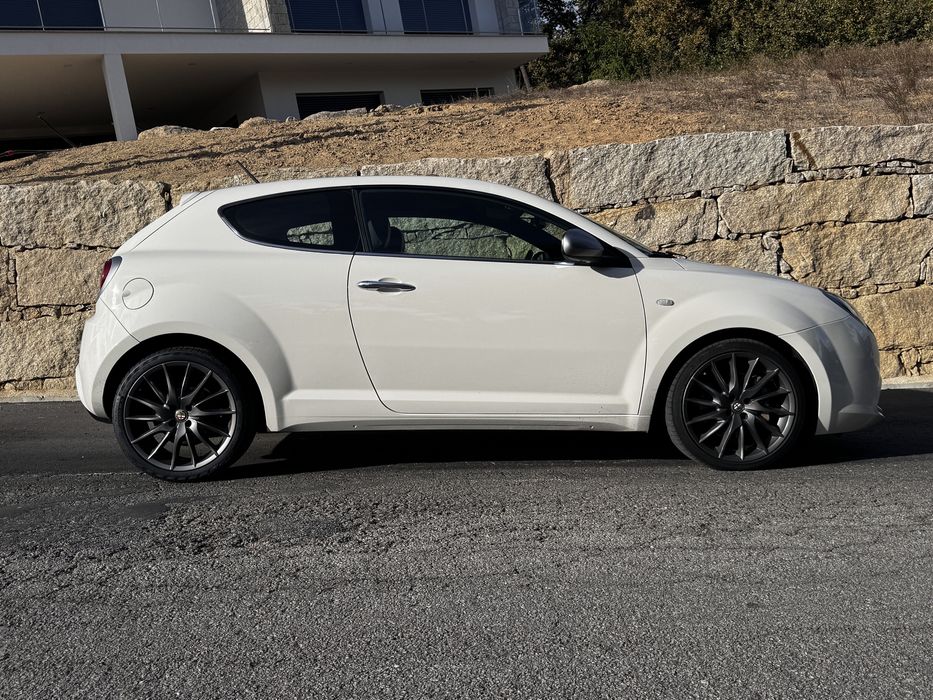 Alfa Romeo Mito Quadrifoglio verde