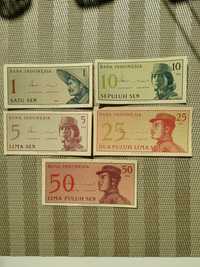 Indonezja Banknoty 5 sztuk.