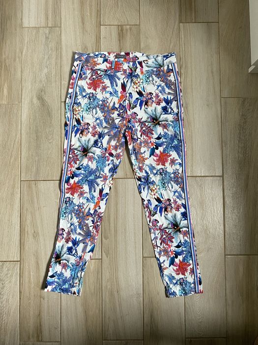 Kolorowe spodnie w kwiaty, bawełna, rozmiar 42/XL