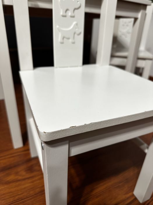 Zestaw stolik + 2 krzesełka