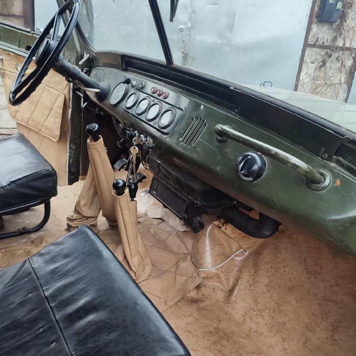 УАЗ 469 з військовими мостами