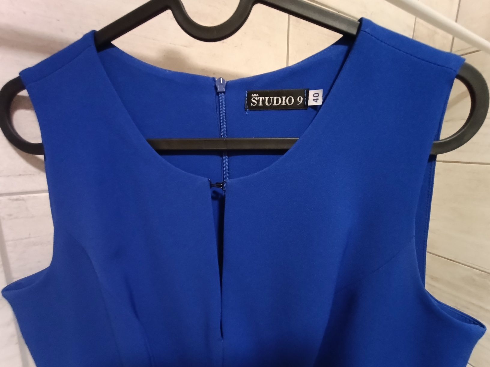 (r. 40, M/L) raz założona sukienka wizytowa chabrowy błękit królewski